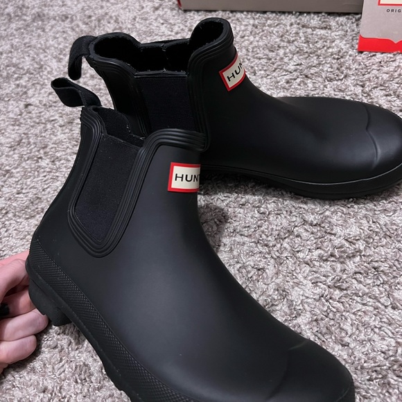 SOLD NWT Hunter Boots Chelsea Short Rain Boots - Picture 9 of 16